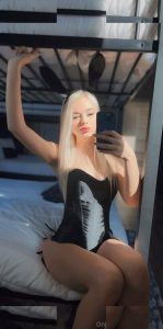 Alyssa Devyn - Image 23