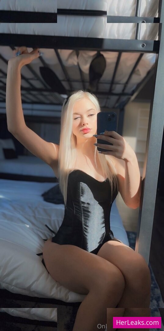 Alyssa Devyn - Image 23