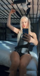 Alyssa Devyn - Image 16
