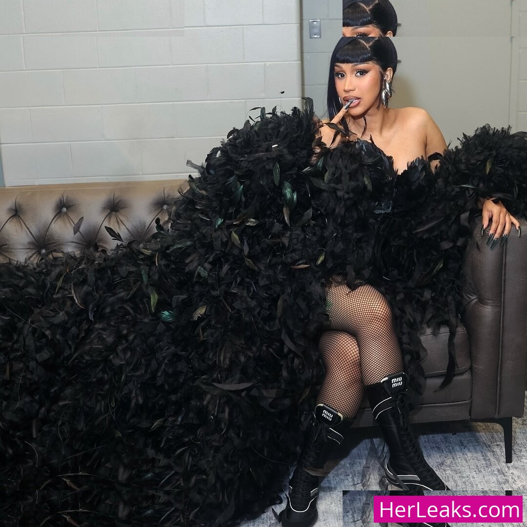 Cardi B - Image 177
