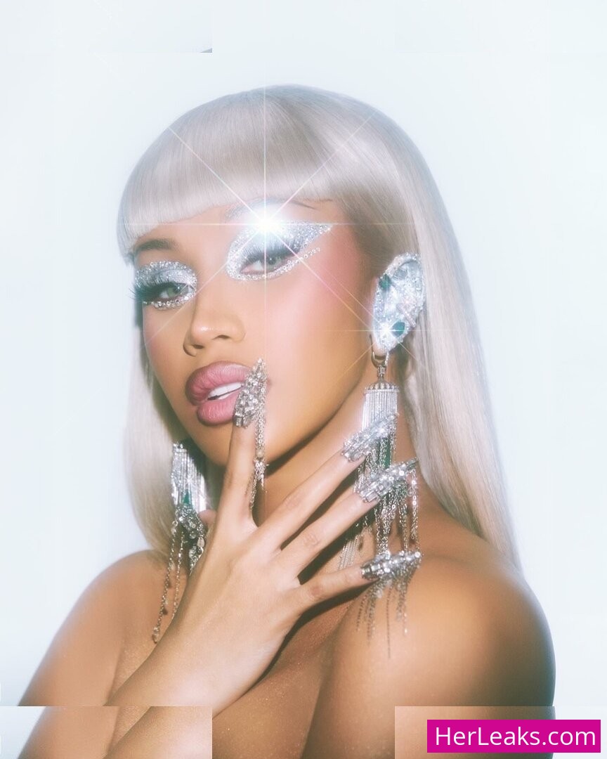 Cardi B - Image 172