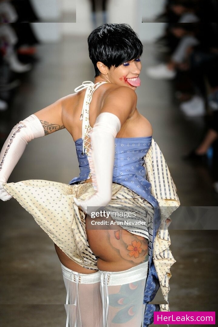 Cardi B - Image 143