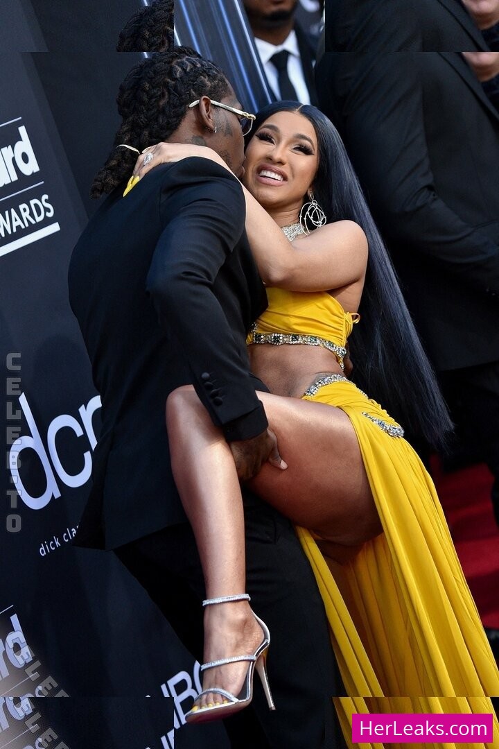 Cardi B - Image 111