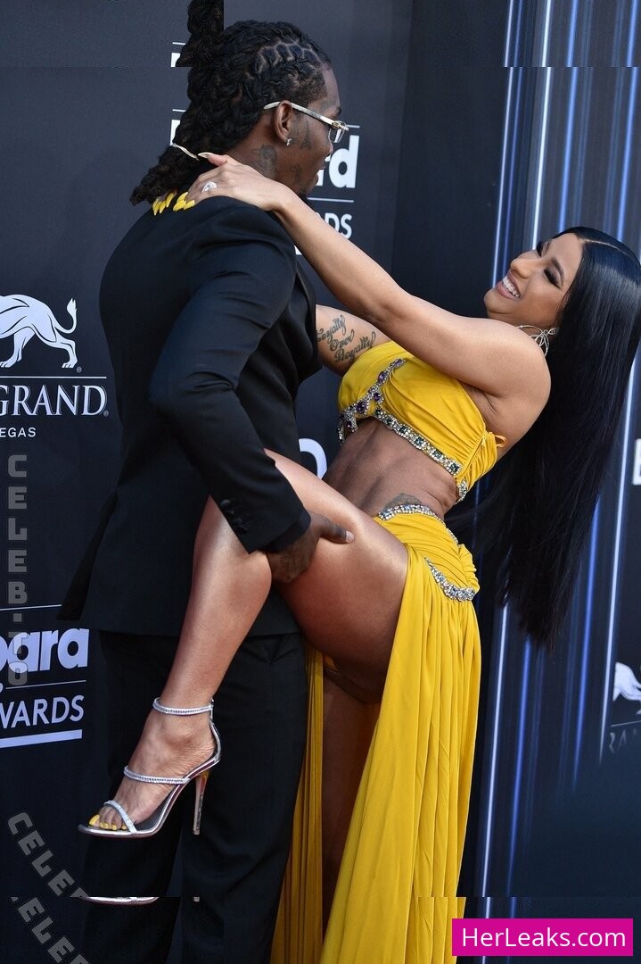 Cardi B - Image 107