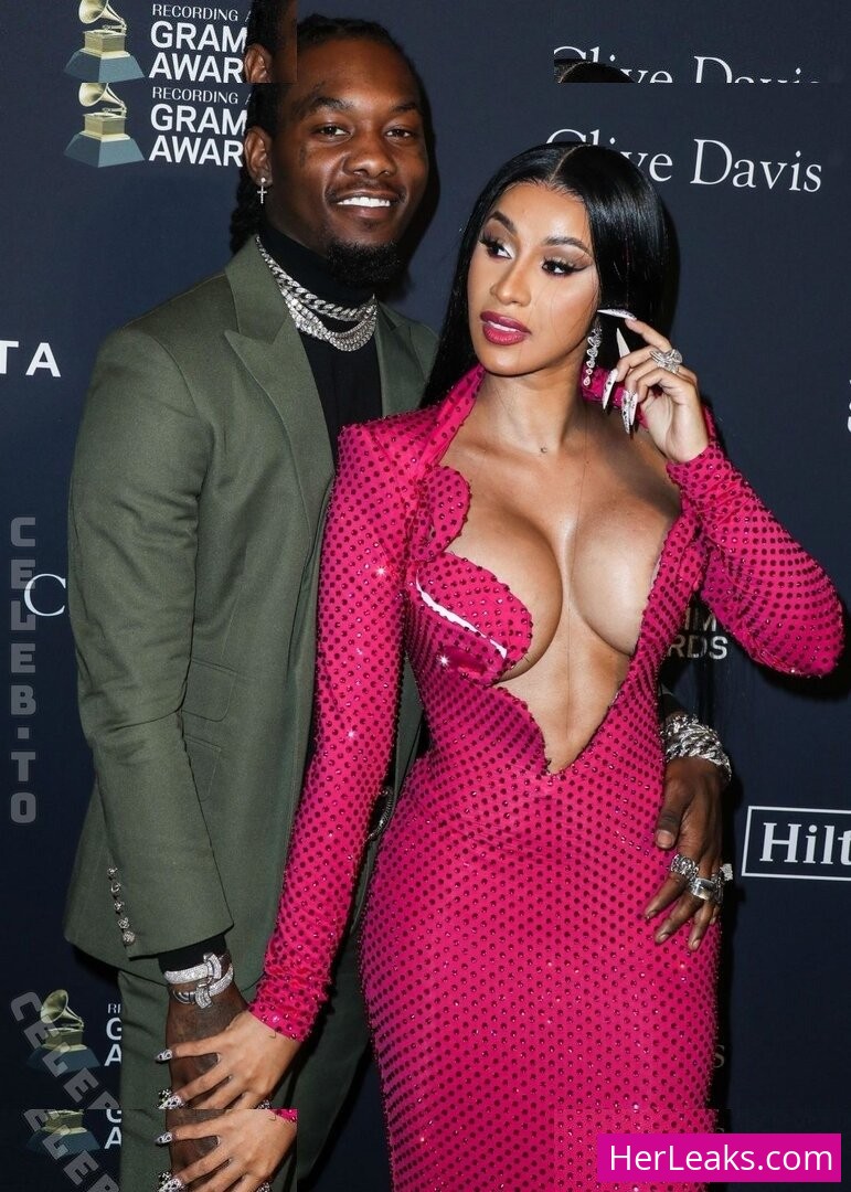 Cardi B - Image 100