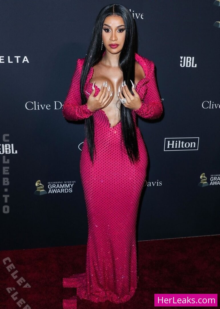 Cardi B - Image 89
