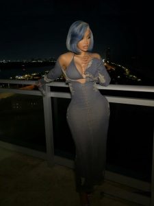 Cardi B - Image 54