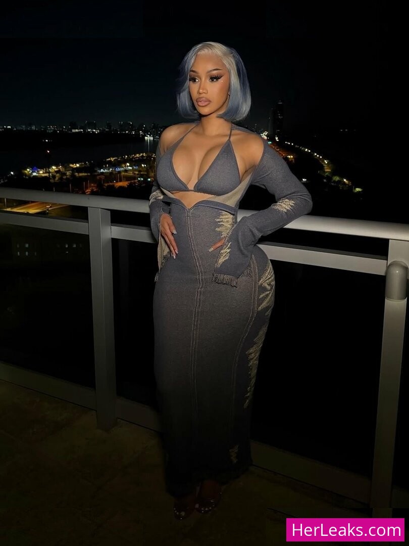 Cardi B - Image 53