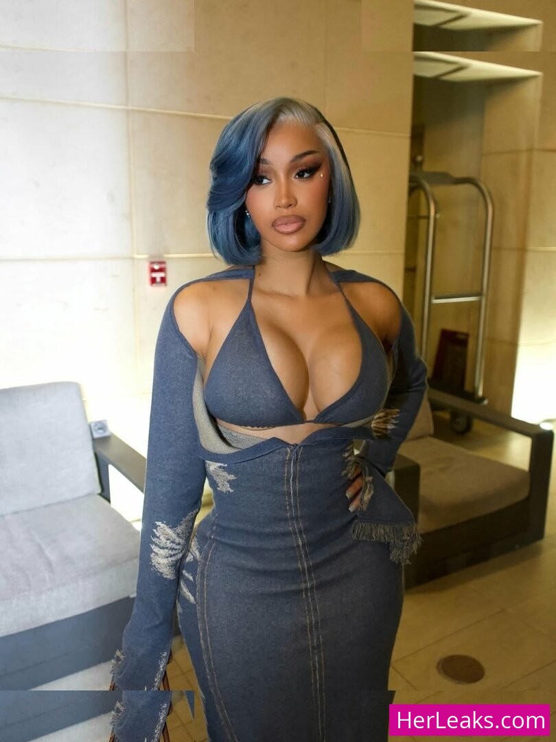 Cardi B - Image 52