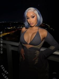 Cardi B - Image 50