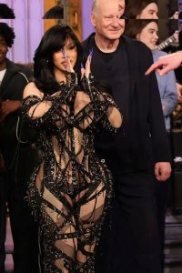 Cardi B - Image 25