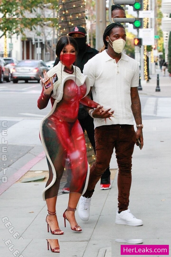 Cardi B - Image 22