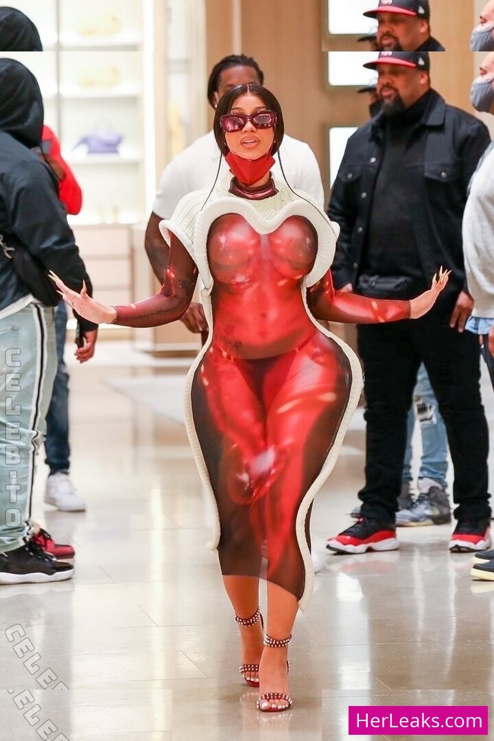 Cardi B - Image 20