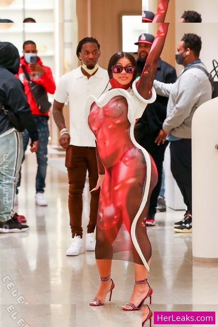 Cardi B - Image 16
