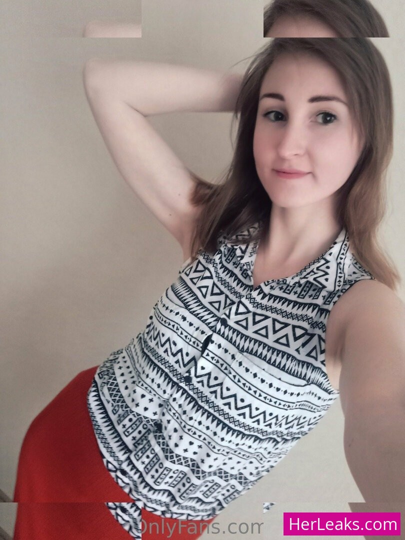 emma-goldie - Image 18