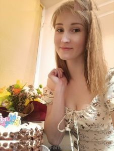 emma-goldie - Image 16