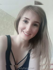 emma-goldie - Image 8