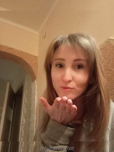 emma-goldie - Image 4
