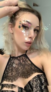 Lacey Laid - Image 33