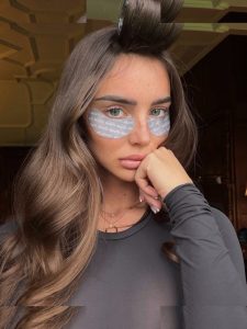 Maddy Cheary - Image 174