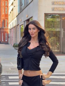 Maddy Cheary - Image 22