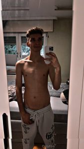 onlyyannick - Image 14