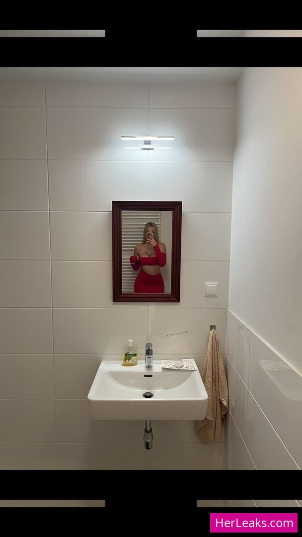 Sara.ncx - Image 20