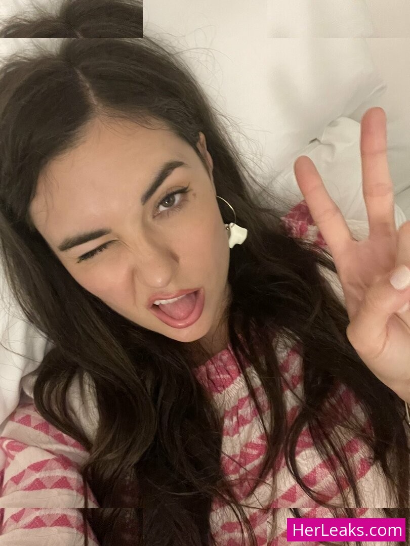 Sasha Grey - Image 16