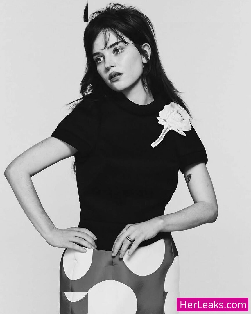 Sophie Thatcher - Image 135