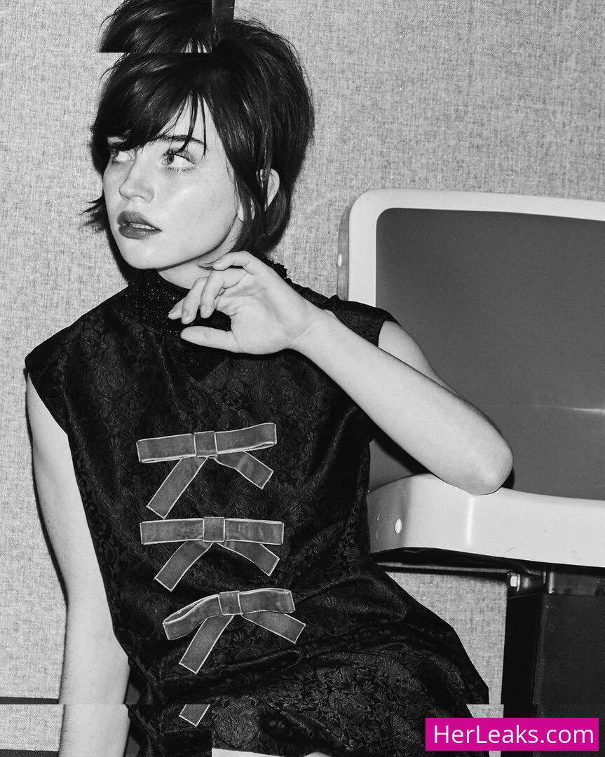 Sophie Thatcher - Image 134