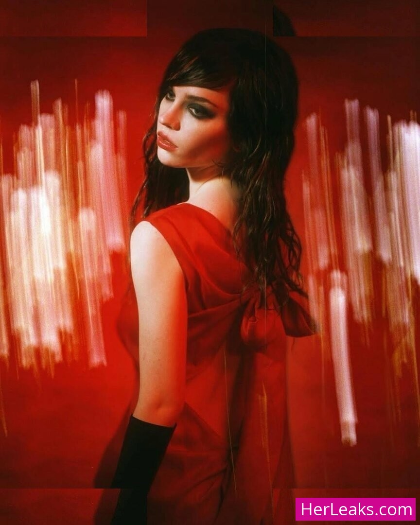 Sophie Thatcher - Image 122
