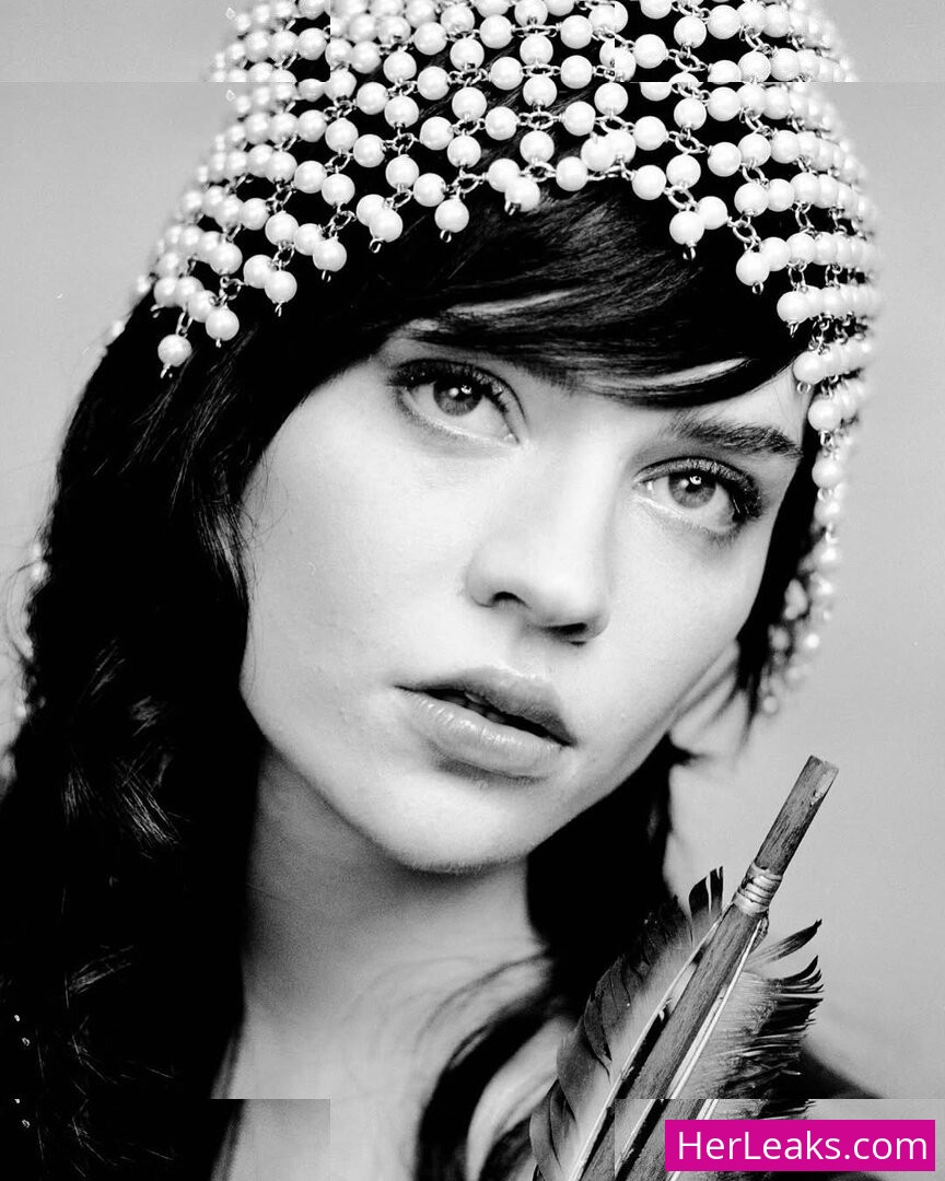 Sophie Thatcher - Image 116