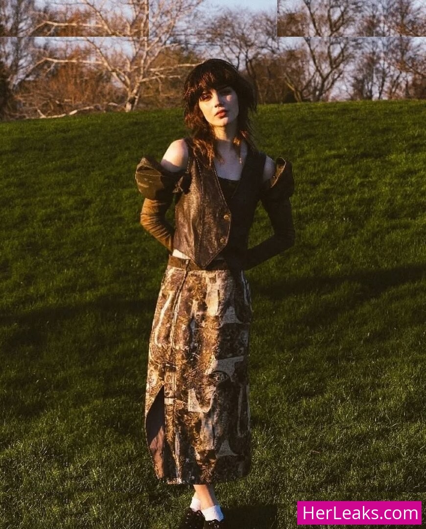 Sophie Thatcher - Image 106