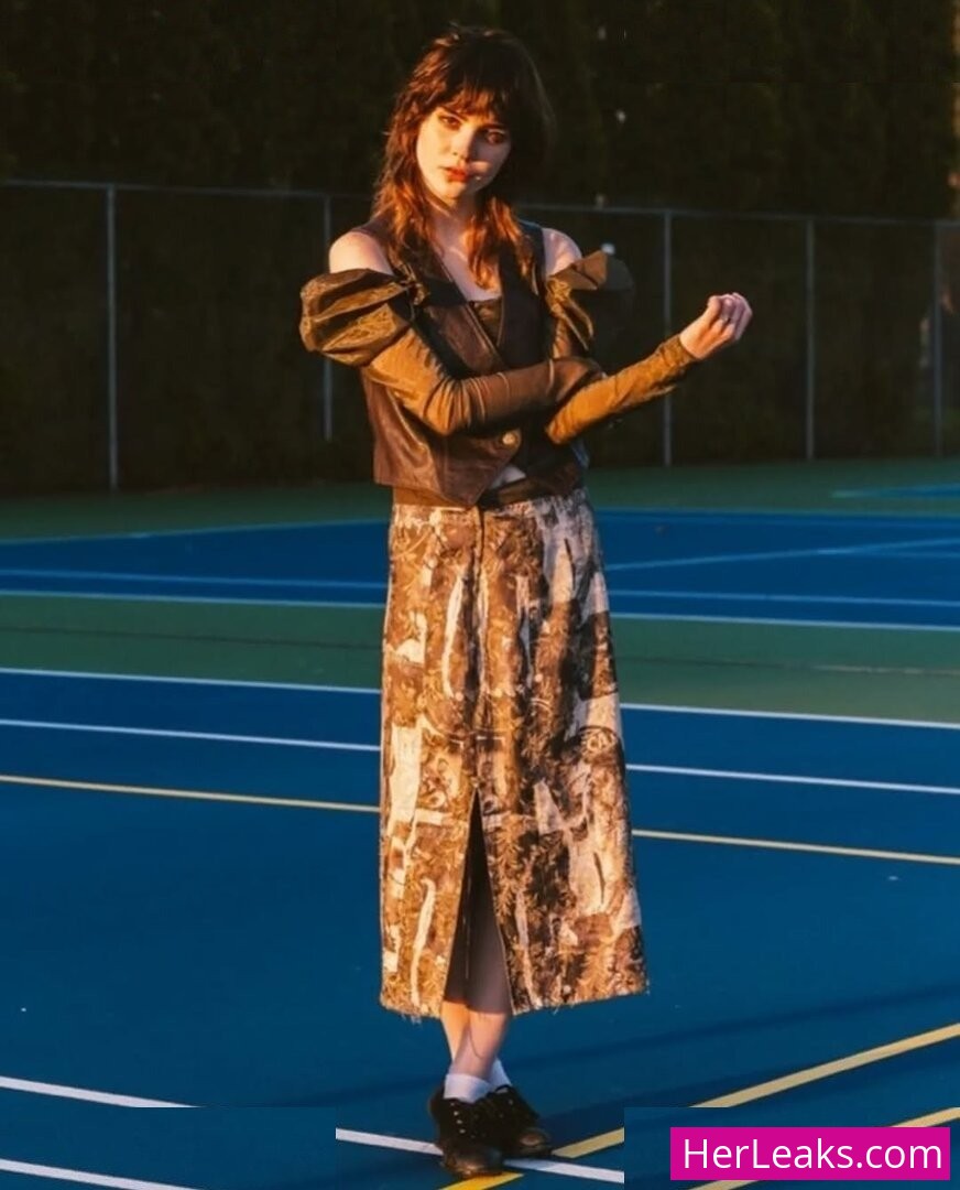 Sophie Thatcher - Image 101