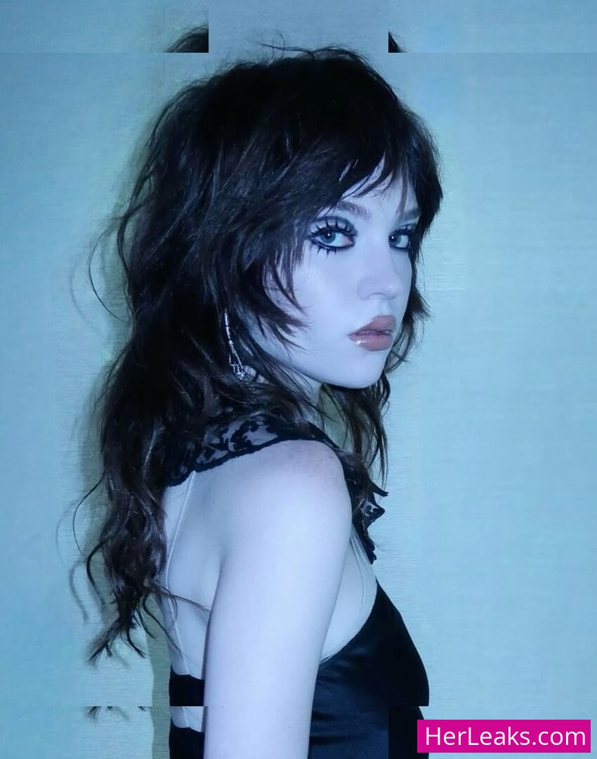 Sophie Thatcher - Image 83