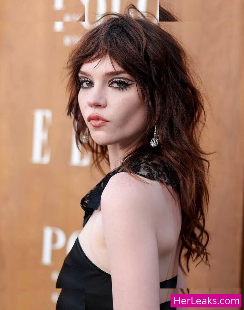 Sophie Thatcher - Image 81