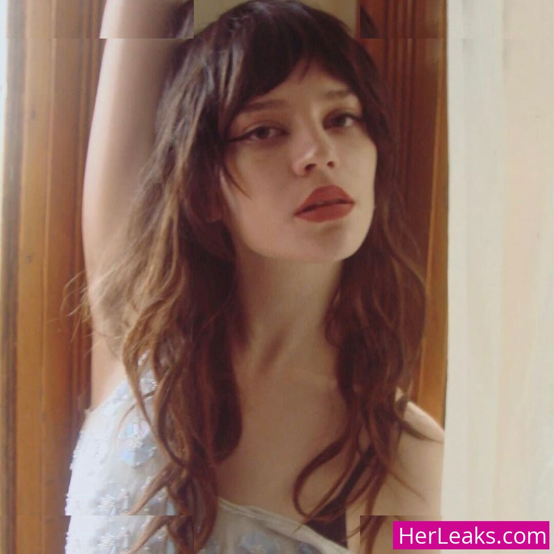 Sophie Thatcher - Image 64