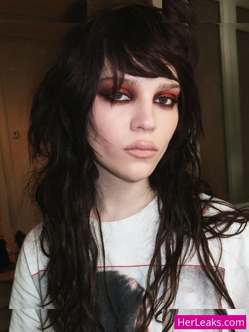 Sophie Thatcher - Image 61