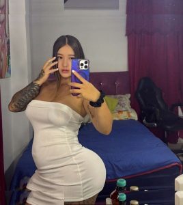 Valeria Castañeda - Image 110