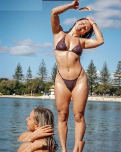 Abbey Lister - Image 22
