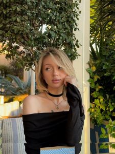 adelewilson__ - Image 11