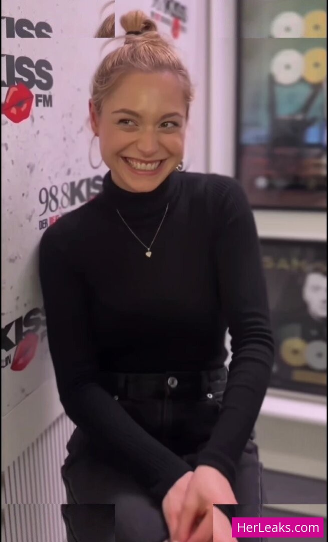 Alina Khani - Image 143
