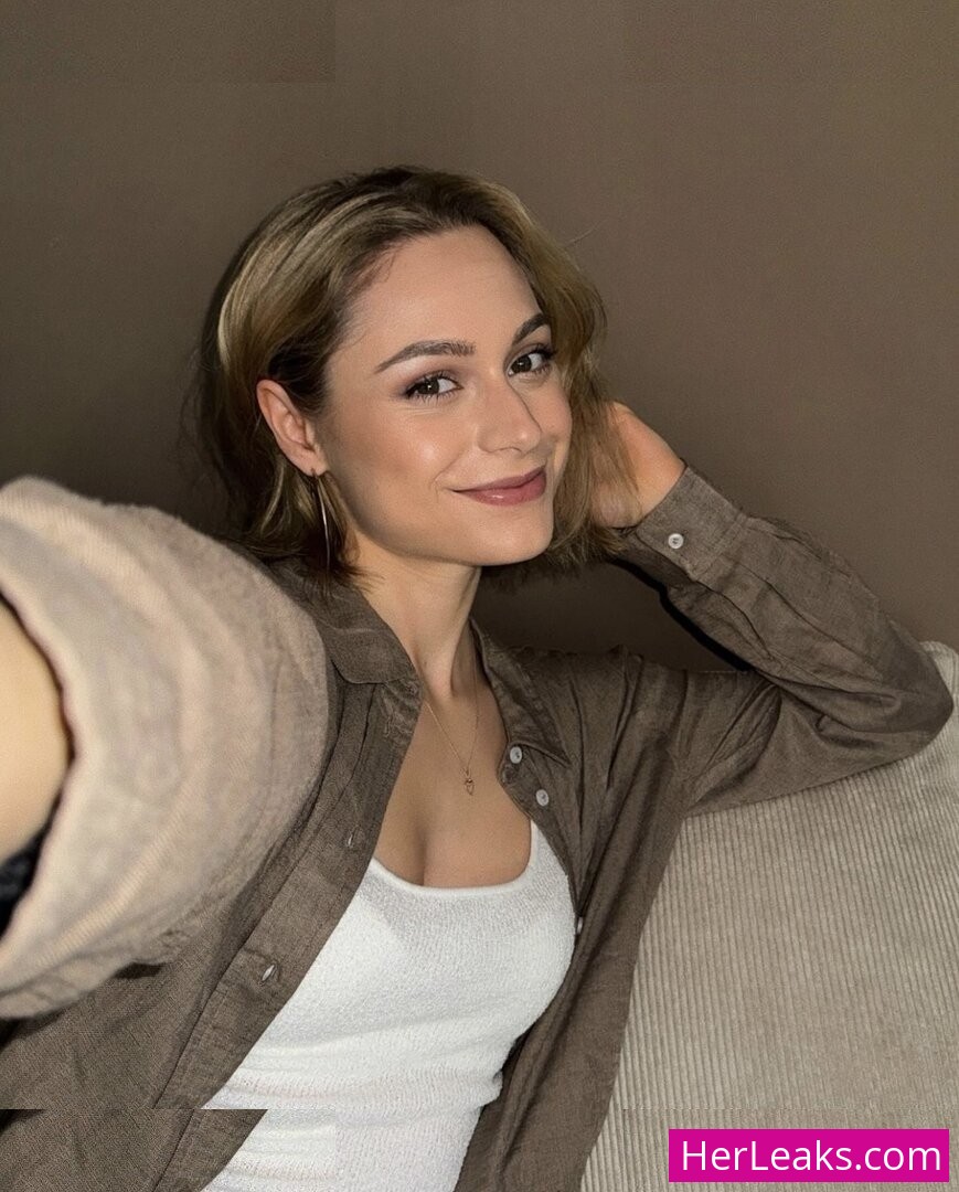 Alina Khani - Image 142