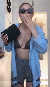 Alina Khani - Image 128
