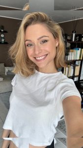 Alina Khani - Image 118