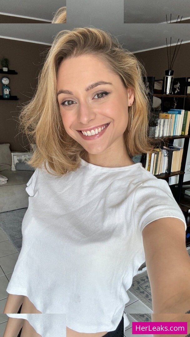Alina Khani - Image 118