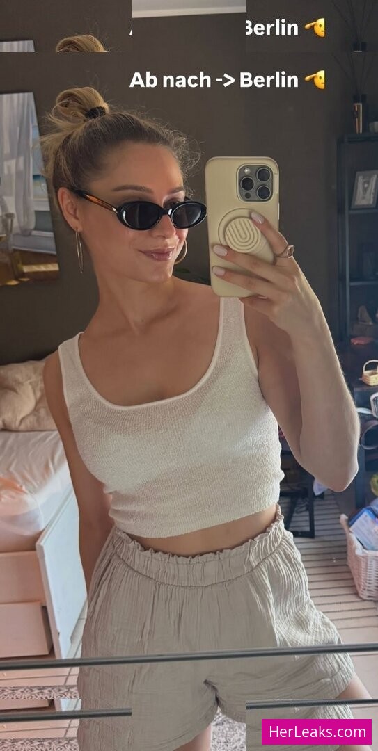 Alina Khani - Image 55