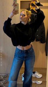 Alina Khani - Image 20