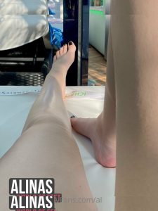 alinasworldoffeet - Image 42