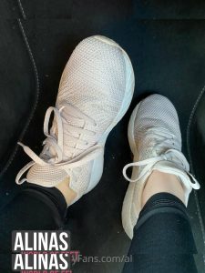 alinasworldoffeet - Image 35